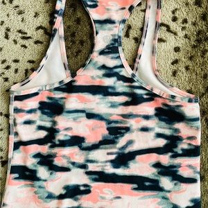 Lululemon tank top, size 6